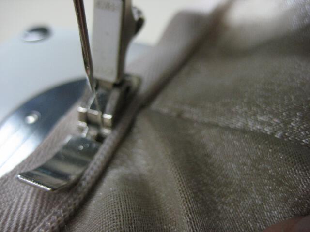 sew right side invisible zipper